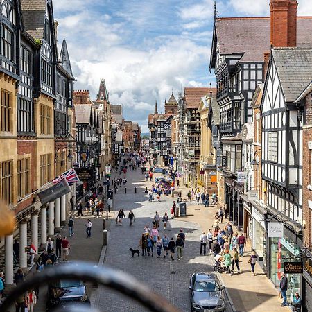 Insta-Worthy Loft On Historic Chester Rows, Sleeps 4 & Free Parking Buitenkant foto