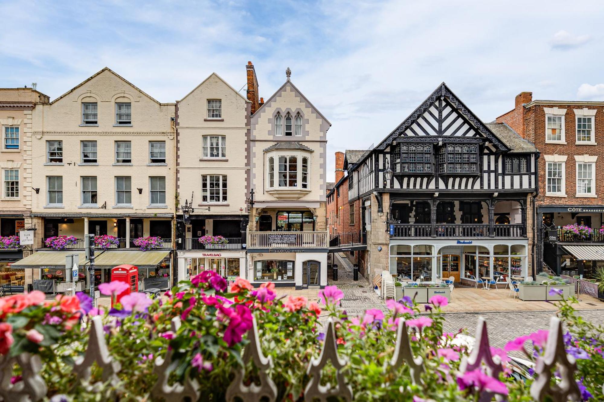 Insta-Worthy Loft On Historic Chester Rows, Sleeps 4 & Free Parking Buitenkant foto