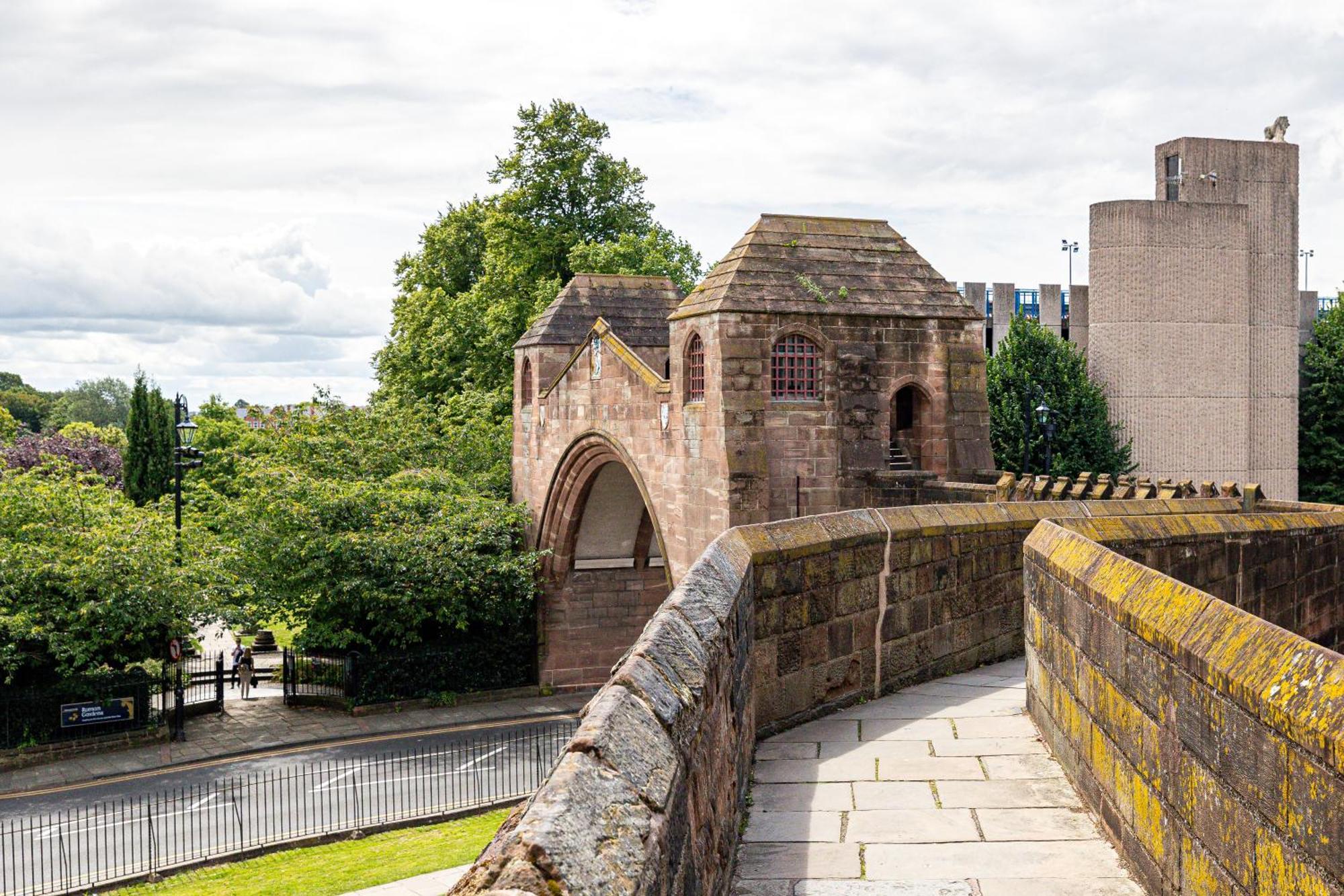Insta-Worthy Loft On Historic Chester Rows, Sleeps 4 & Free Parking Buitenkant foto