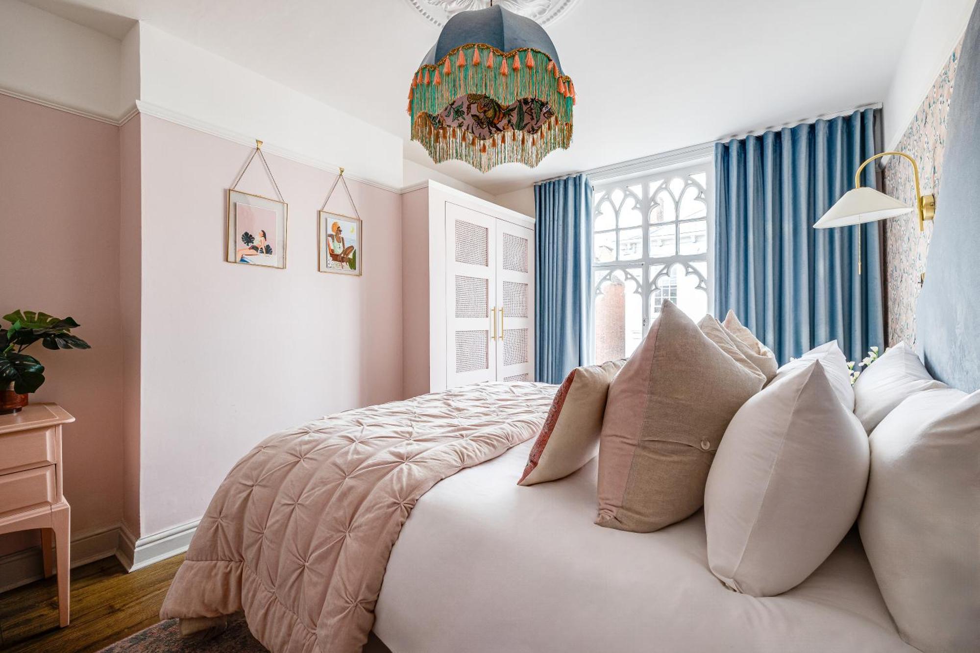 Insta-Worthy Loft On Historic Chester Rows, Sleeps 4 & Free Parking Buitenkant foto